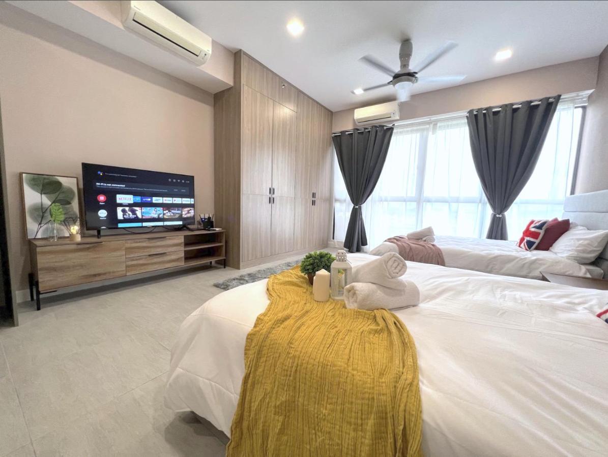 Free Parking # 2 Bed Family Bellsuite - Klia Kota Warisan Apartment *