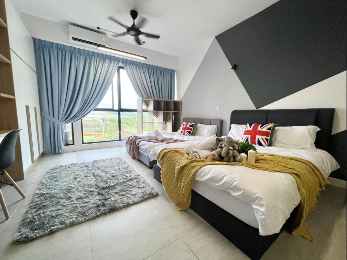 Free Parking # 2 Bed Family Bellsuite - Klia Kota Warisan *