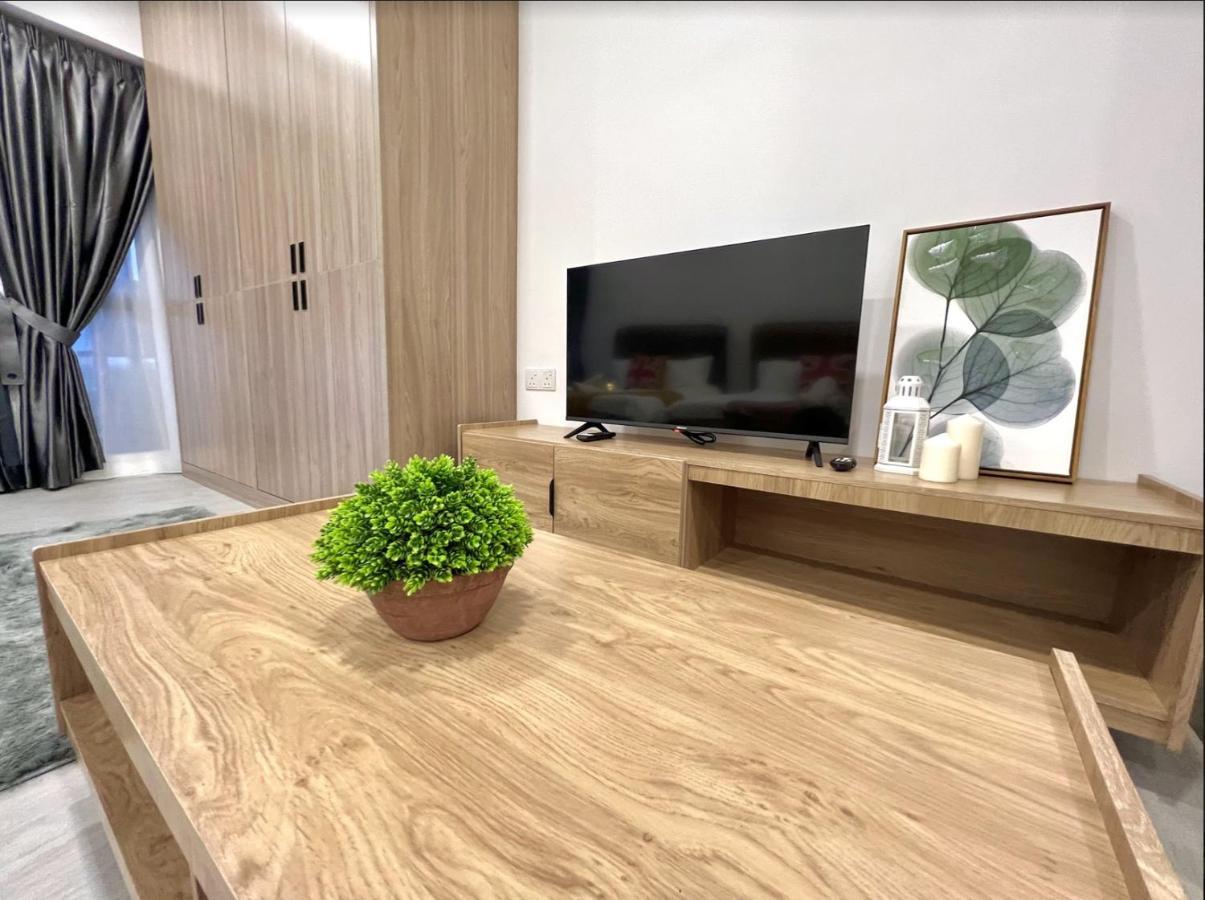 Apartment Free Parking # 2 Bed Family Bellsuite - Klia Kota Warisan Sepang