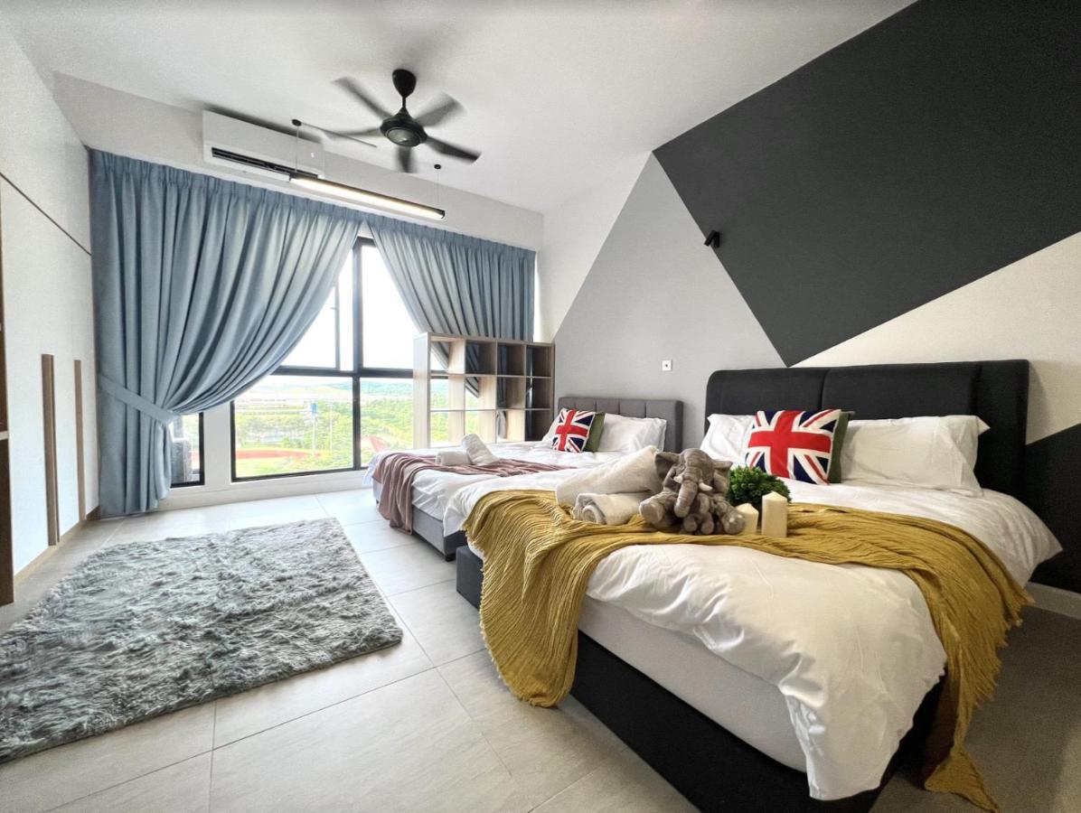 Free Parking # 2 Bed Family Bellsuite - Klia Kota Warisan *