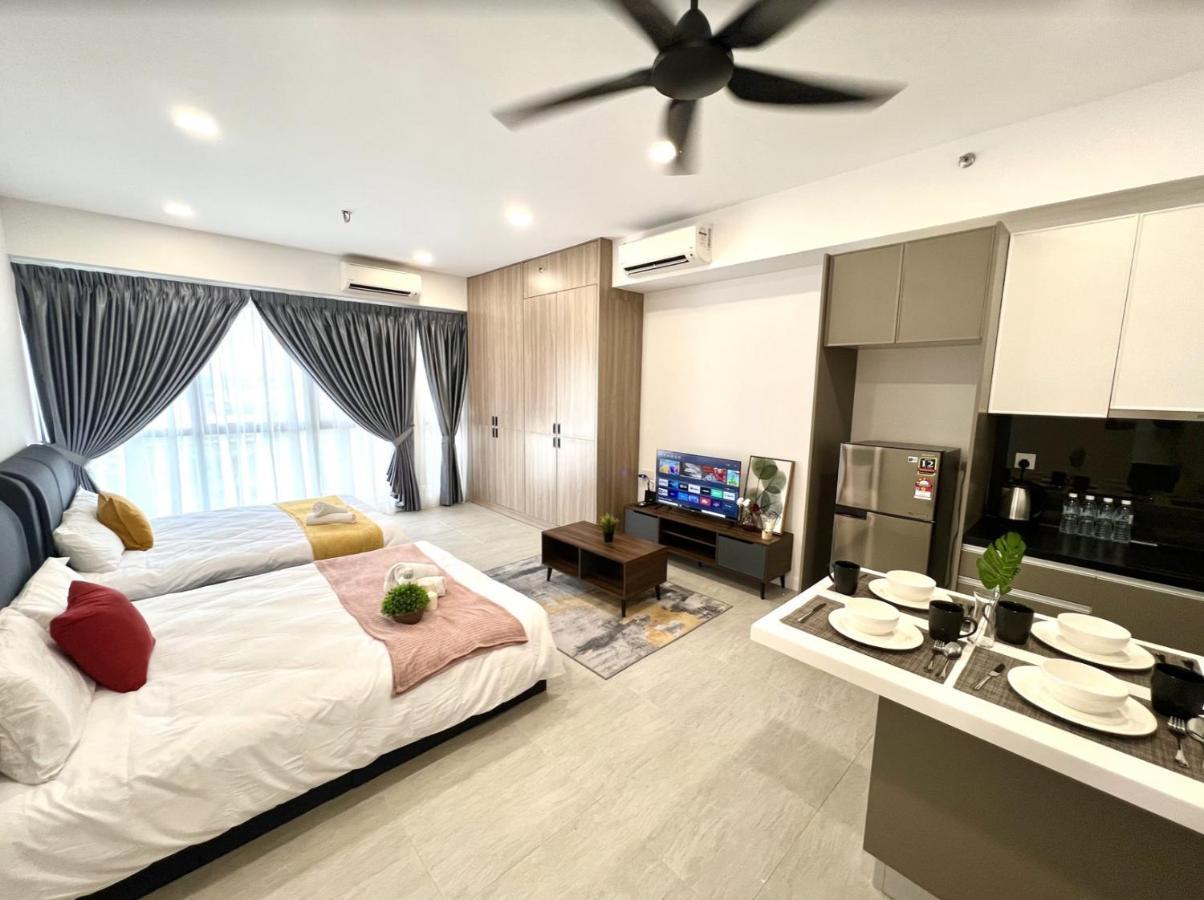 Apartment Free Parking # 2 Bed Family Bellsuite - Klia Kota Warisan Sepang