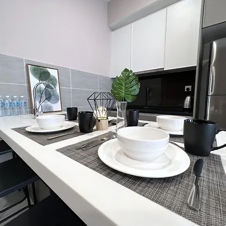Free Parking # 2 Bed Family Bellsuite - Sepang Klia Kota Warisan Exterior photo