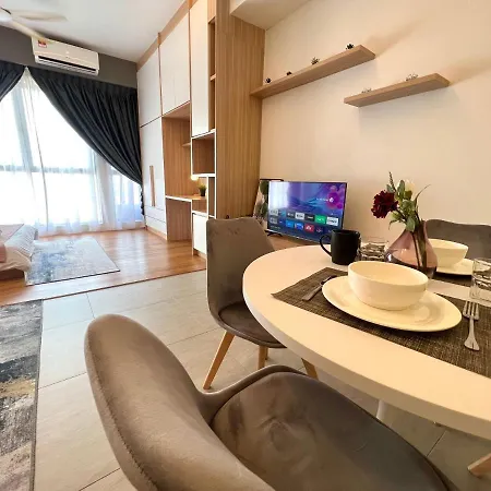 Free Parking # 2 Bed Family Bellsuite - Sepang Klia Kota Warisan Exterior photo