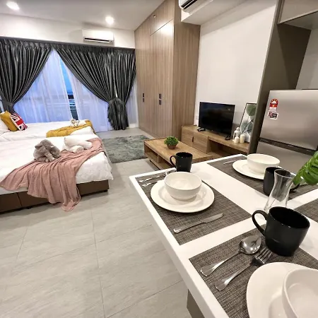 Free Parking # 2 Bed Family Bellsuite - Sepang Klia Kota Warisan Exterior photo