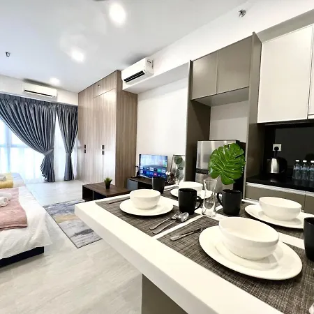 Free Parking # 2 Bed Family Bellsuite - Sepang Klia Kota Warisan Exterior photo