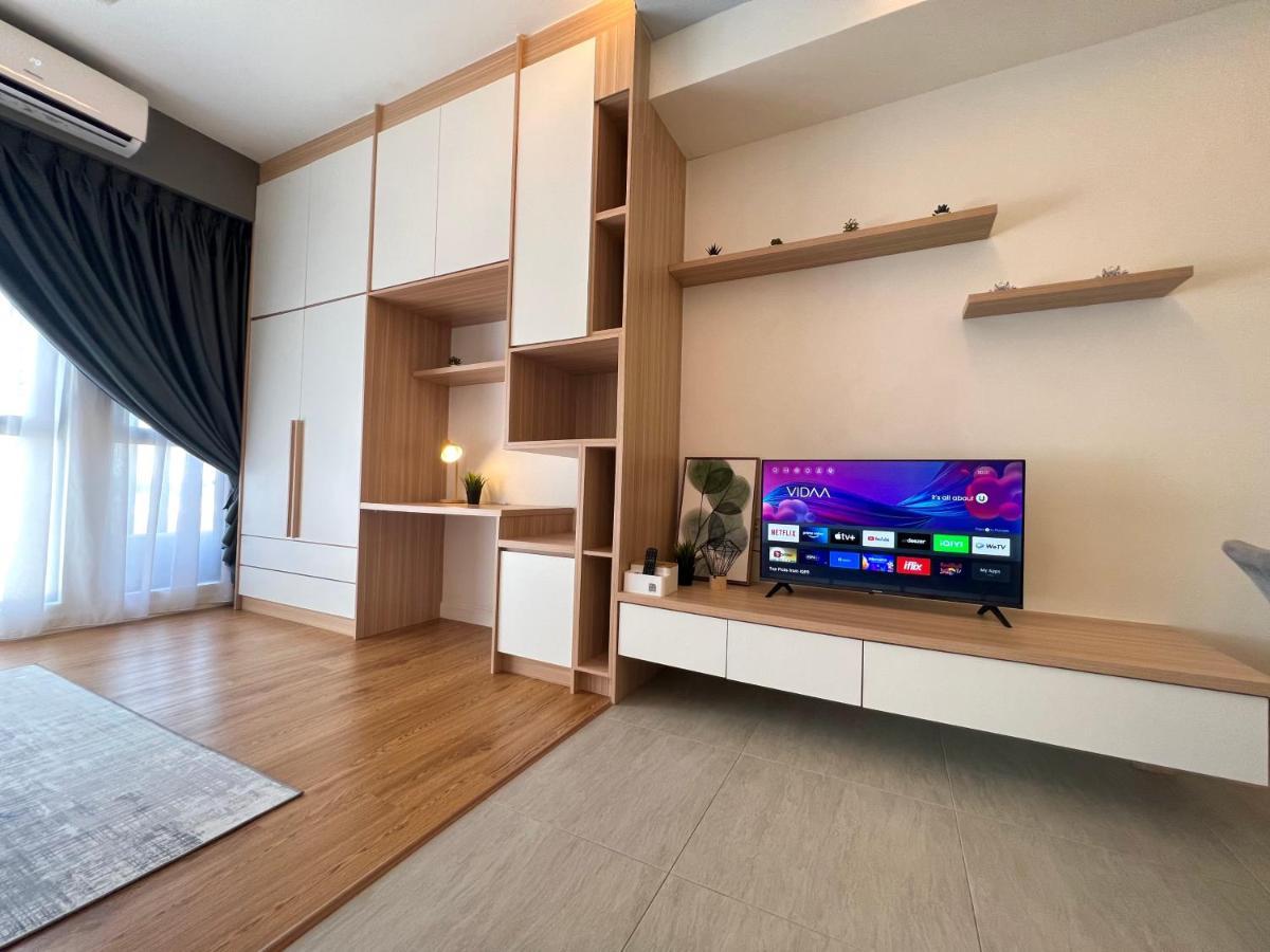 Free Parking # 2 Bed Family Bellsuite - Klia Kota Warisan * Sepang